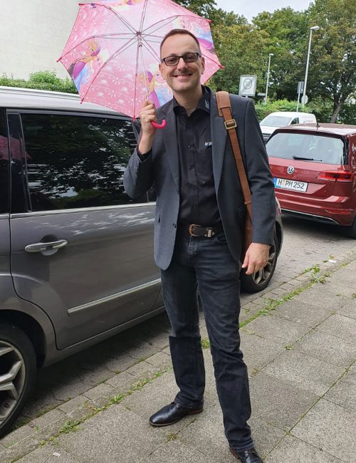 Richard-vor-auto